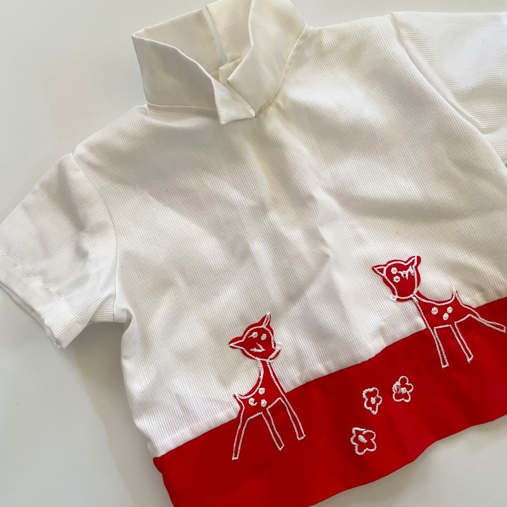 Vintage 60s Embroidered Deer White Red Top Retro Cottage Storybook Whimsical‎